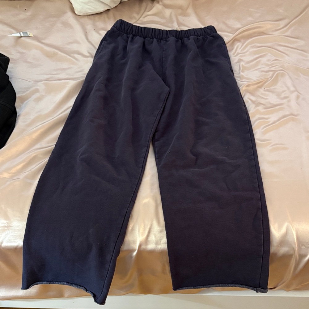 Brandy Melville Black Wide Leg sweat pants